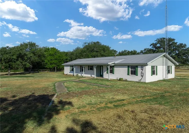 Photo 3 of Sale Pending at 8707 E Highway 6, Riesel, TX 76682 | MLS# 624488 | Listing updated on 2026-09-08