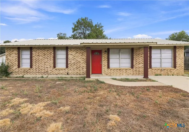 Photo 1 of Single family home for sale at 1400 Magnolia St, Belton, TX 76513 | MLS# 624195 | Listing updated on 2026-09-05