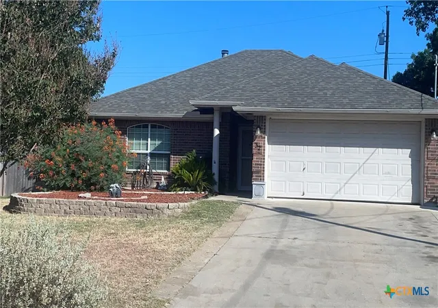 Photo 1 of Sale Pending at 32 Tanyard Rd, Belton, TX 76513 | MLS# 624413 | Listing updated on 2026-10-02