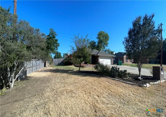 Photo 3 of Sale Pending at 32 Tanyard Rd, Belton, TX 76513 | MLS# 624413 | Listing updated on 2026-10-02
