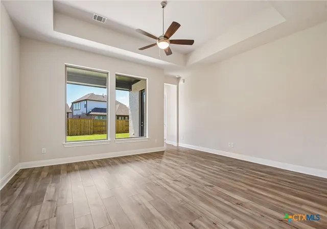 Photo 3 of Single family home for sale at 121 Prickly Poppy Loop, Kyle, TX 78640 | MLS# 624521 | Listing updated on 2026-09-10