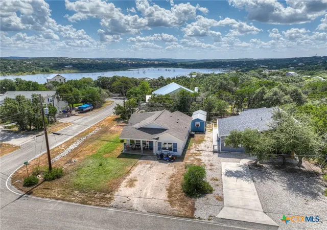 Photo 1 of Single family home for sale at 2870 Candlelight Dr, Canyon Lake, TX 78133 | MLS# 623482 | Listing updated on 2026-09-04