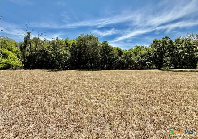 Land for sale at 0 W North St, Victoria, TX 77901 | MLS# 624554