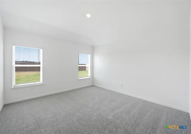 Photo 4 of Single family home for sale at 245 W Luna Blue Ln, Jarrell, TX 76537 | MLS# 623286 | Listing updated on 2026-09-11