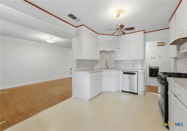 Photo 2 of Single family home for sale at 520 Seydler St, Gonzales, TX 78629 | MLS# 624541 | Listing updated on 2026-09-08