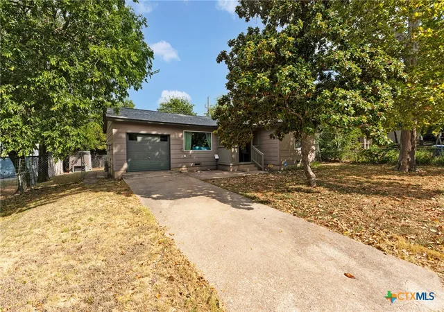 Photo 2 of Single family home for sale at 309 Ash St, Copperas Cove, TX 76522 | MLS# 624574 | Listing updated on 2026-09-05