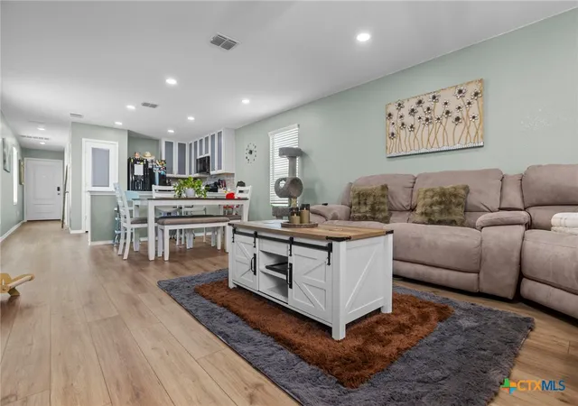 Photo 2 of Single family home for sale at 587 Commander Abbott Dr, Jarrell, TX 76537 | MLS# 624535 | Listing updated on 2026-09-05