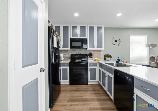 Photo 3 of Single family home for sale at 587 Commander Abbott Dr, Jarrell, TX 76537 | MLS# 624535 | Listing updated on 2026-09-05
