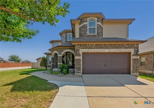 Photo 3 of Single family home for sale at 1014 Easton Dr, San Marcos, TX 78666 | MLS# 624593 | Listing updated on 2026-09-16