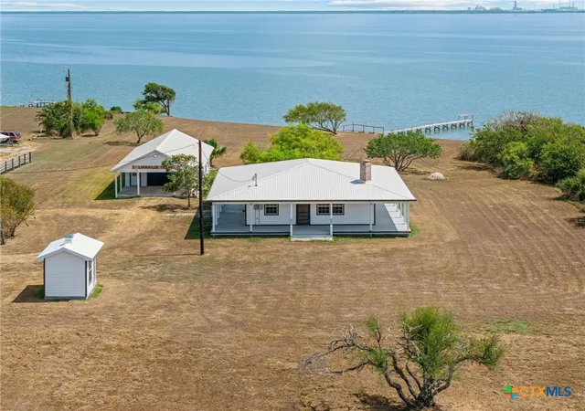 Photo 2 of Single family home for sale at 96 E Meadowlark Dr, Port Lavaca, TX 77979 | MLS# 624402 | Listing updated on 2026-09-05