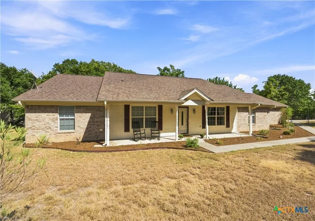 Photo 2 of Single family home for sale at 910 Cedar Ridge Rd, Gatesville, TX 76528 | MLS# 624465 | Listing updated on 2026-10-01