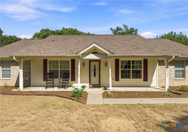 Photo 3 of Single family home for sale at 910 Cedar Ridge Rd, Gatesville, TX 76528 | MLS# 624465 | Listing updated on 2026-10-01