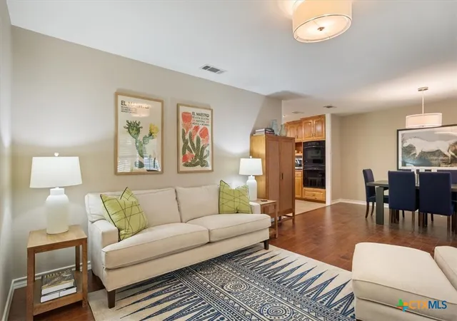 Photo 3 of Single family home for sale at 3305 Pecan Dr, Temple, TX 76502 | MLS# 624015 | Listing updated on 2026-10-07