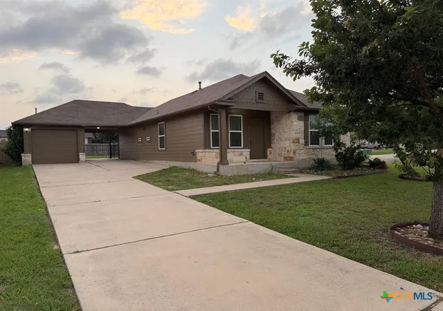 Photo 2 of Sale Pending at 200 Mccoy Ln, Hutto, TX 78634 | MLS# 624625 | Listing updated on 2026-09-17