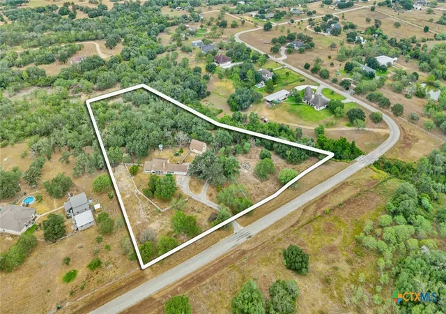 Photo 1 of Single family home for sale at 194 Westpark Ave, Victoria, TX 77905 | MLS# 624500 | Listing updated on 2026-09-10