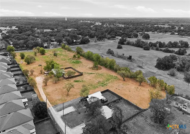 Photo 2 of Single family home for sale at 2030 Dreyer Ln, Gonzales, TX 78629 | MLS# 624643 | Listing updated on 2026-09-07
