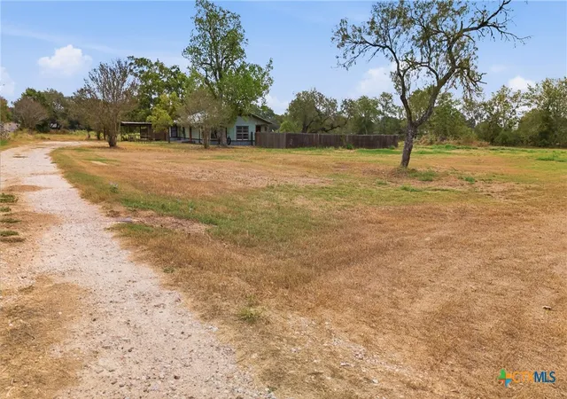 Photo 3 of Single family home for sale at 2030 Dreyer Ln, Gonzales, TX 78629 | MLS# 624643 | Listing updated on 2026-09-07