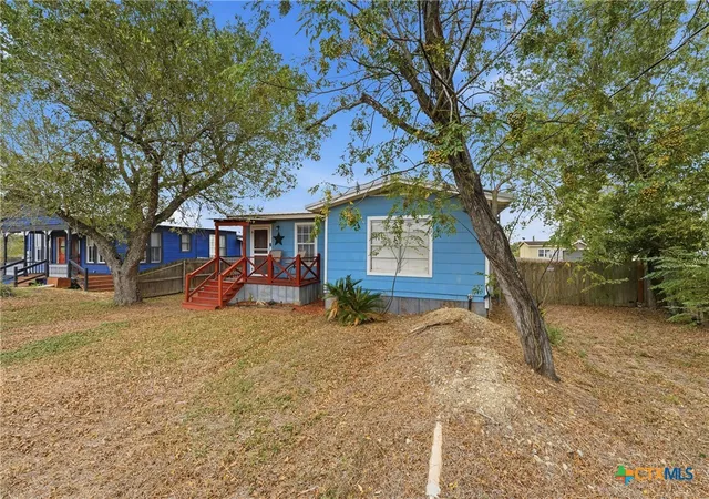 Photo 2 of Single family home for sale at 1926 Dreyer Ln, Gonzales, TX 78629 | MLS# 624640 | Listing updated on 2026-09-10