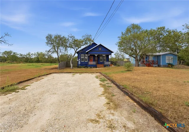 Photo 3 of Single family home for sale at 1930 Dreyer Ln, Gonzales, TX 78629 | MLS# 624639 | Listing updated on 2026-09-07