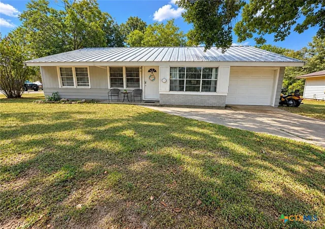 Photo 2 of Single family home for sale at 1119 N East, Edna, TX 77957 | MLS# 624642 | Listing updated on 2026-09-07