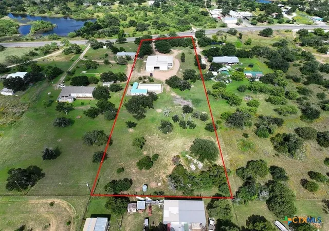 Single family home for sale at 3963 W Ranch Rd 1431, Kingsland, TX 78639 | MLS# 624665