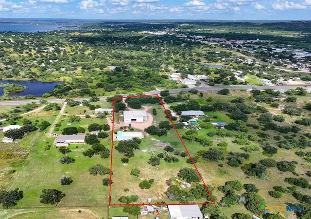 Photo 3 of Single family home for sale at 3963 W Ranch Rd 1431, Kingsland, TX 78639 | MLS# 624665 | Listing updated on 2026-09-07