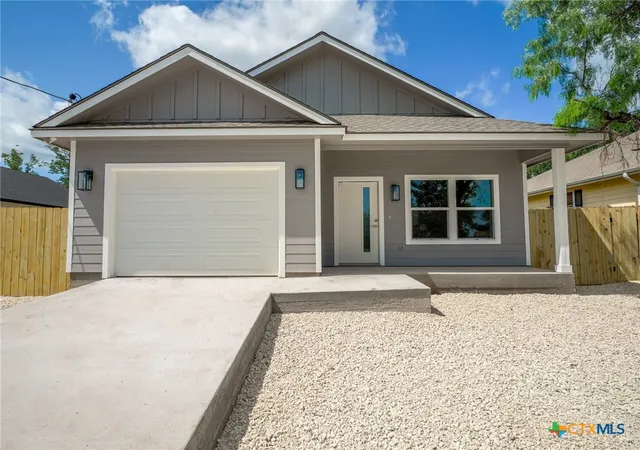 Photo 2 of Single family home for sale at 147 W Pine, Granite Shoals, TX 78654 | MLS# 622363 | Listing updated on 2026-09-15