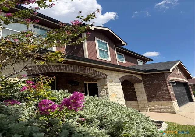 Photo 3 of Single family home for sale at 405 W Little Dipper, Killeen, TX 76542 | MLS# 624672 | Listing updated on 2026-09-15