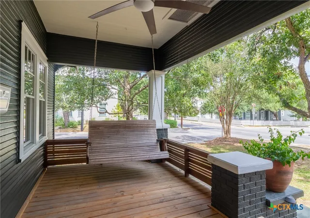 Photo 4 of Sale Pending at 902 W Hopkins St, San Marcos, TX 78666 | MLS# 624688 | Listing updated on 2026-09-22