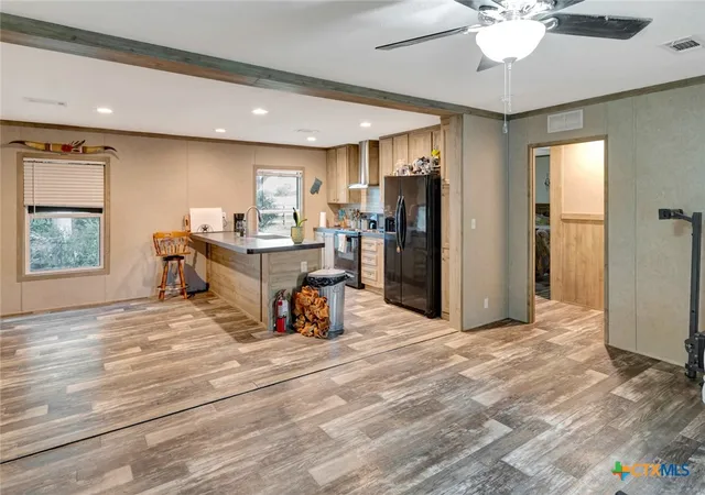 Photo 2 of House for sale at 410 Cr 426, Yoakum, TX 77995 | MLS# 624502 | Listing updated on 2026-09-09