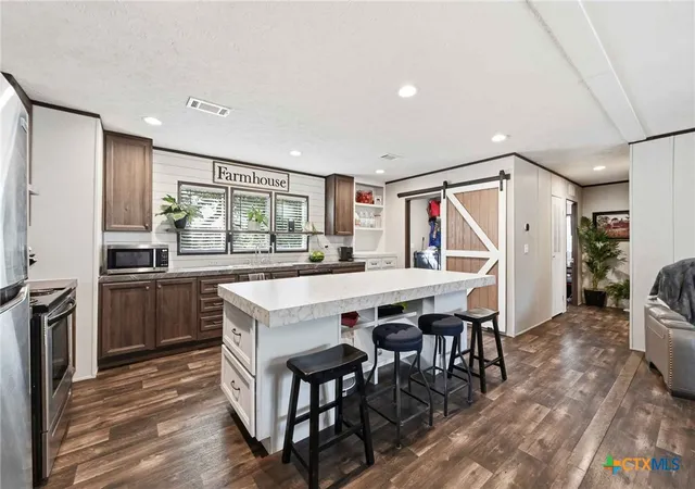 Photo 3 of Manufactured home for sale at 460 Vine St, Kerrville, TX 78028 | MLS# 624722 | Listing updated on 2026-09-08