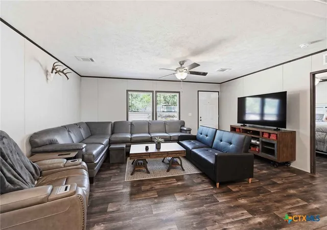 Photo 4 of Manufactured home for sale at 460 Vine St, Kerrville, TX 78028 | MLS# 624722 | Listing updated on 2026-09-08