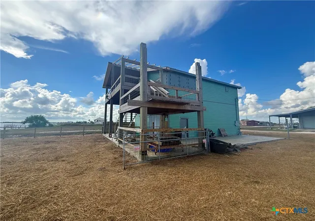 Photo 2 of Single family home for sale at 9 Lee St, Port Lavaca, TX 77979 | MLS# 624721 | Listing updated on 2026-09-08