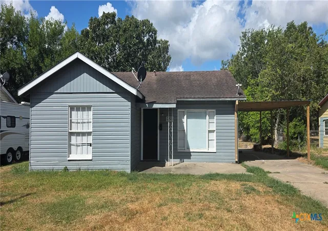 Photo 1 of Single family home for sale at 1201 La Valliere St, Victoria, TX 77901 | MLS# 624709 | Listing updated on 2026-09-11