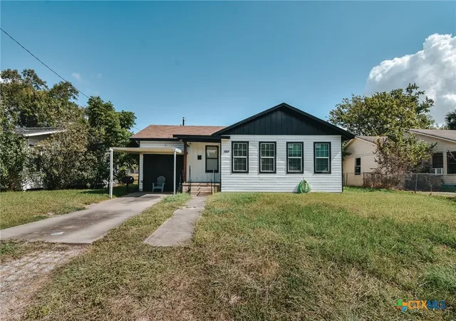 Photo 2 of Single family home for sale at 1804 E Guadalupe St, Victoria, TX 77901 | MLS# 624736 | Listing updated on 2026-09-14