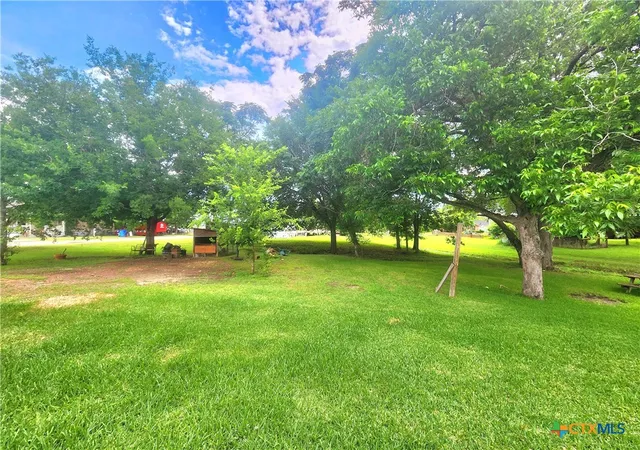 Photo 4 of Single family home for sale at 502 Migl St, Yoakum, TX 77995 | MLS# 624404 | Listing updated on 2026-09-08