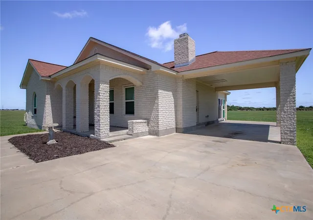 Photo 3 of Single family home for sale at 394 Sunrise Bay Dr, Port Lavaca, TX 77979 | MLS# 624364 | Listing updated on 2026-09-08