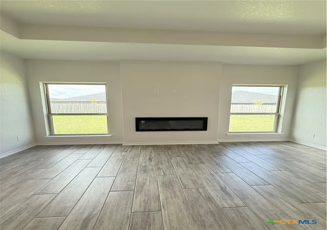 Photo 2 of Single family home for sale at 813 Waylon Cir, Killeen, TX 76542 | MLS# 622170 | Listing updated on 2026-09-08