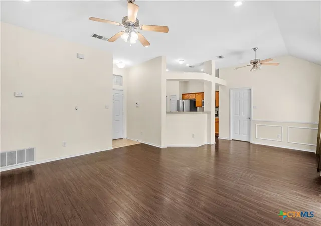 Photo 4 of Single family home for sale at 1203 Woodhollow Dr, Temple, TX 76502 | MLS# 622588 | Listing updated on 2026-10-01