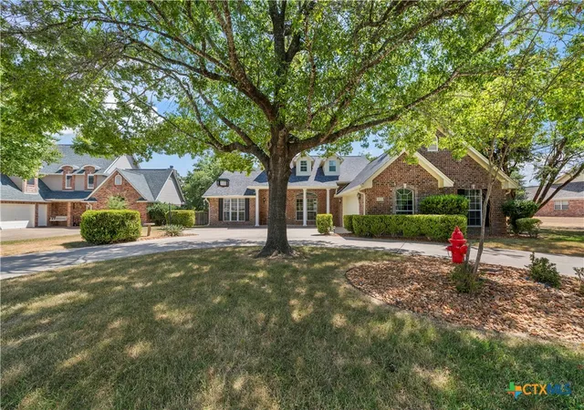 Photo 1 of Single family home for sale at 3900 Chisholm Trl, Salado, TX 76571 | MLS# 624646 | Listing updated on 2026-09-09