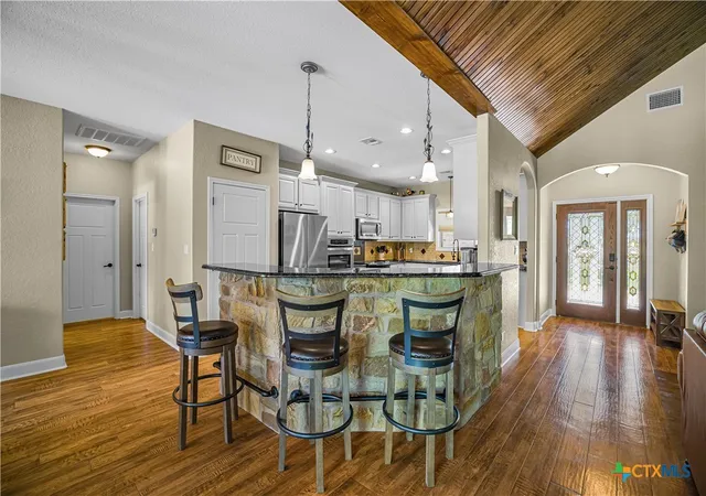 Photo 4 of Single family home for sale at 72 Perdido Ct, Victoria, TX 77905 | MLS# 624715 | Listing updated on 2026-09-09