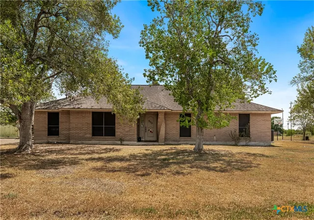 Photo 1 of Single family home for sale at 513 Bambi Dr, Victoria, TX 77904 | MLS# 624614 | Listing updated on 2026-09-09