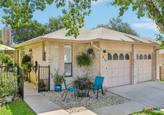 Photo 1 of Single family home for sale at 1217 Bluff Crk Cir, New Braunfels, TX 78130 | MLS# 624421 | Listing updated on 2026-09-09