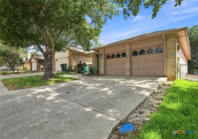Photo 2 of Single family home for sale at 1217 Bluff Crk Cir, New Braunfels, TX 78130 | MLS# 624421 | Listing updated on 2026-09-09