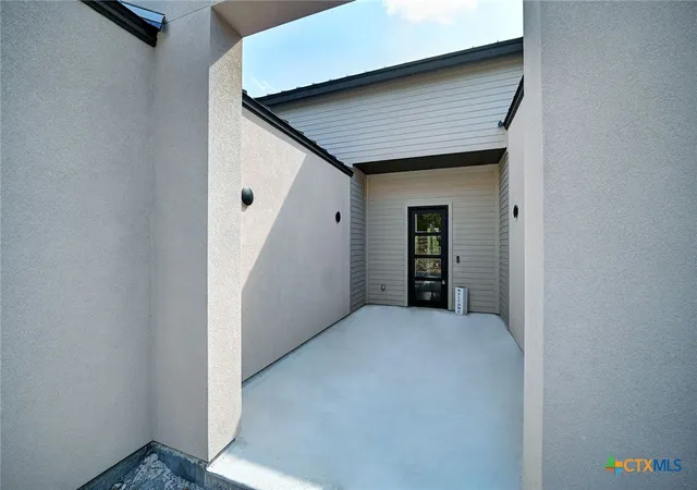 Photo 4 of Single family home for sale at 1197 Spice Wood Rd, Fischer, TX 78623 | MLS# 624816 | Listing updated on 2026-09-09