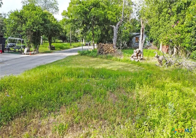 Photo 4 of Land for sale at 740 Comal Ave, New Braunfels, TX 78130 | MLS# 624818 | Listing updated on 2026-09-16