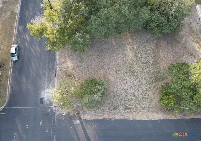Photo 3 of Land for sale at 407 S Cameron St, Victoria, TX 77901 | MLS# 624707 | Listing updated on 2026-09-09