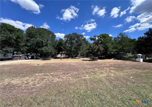 Photo 2 of Manufactured home for sale at 3527 Simmons Rd, Belton, TX 76513 | MLS# 624679 | Listing updated on 2026-09-15