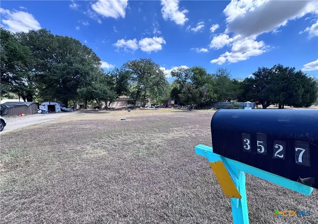 Photo 3 of Manufactured home for sale at 3527 Simmons Rd, Belton, TX 76513 | MLS# 624679 | Listing updated on 2026-09-15