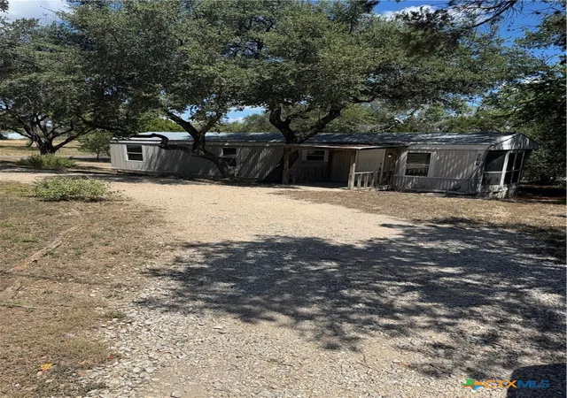 Photo 1 of Manufactured home for sale at 611 Flintstone Dr, Canyon Lake, TX 78133 | MLS# 624901 | Listing updated on 2026-09-10